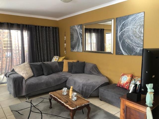 80 On Benade Apartment Bloemfontein Ngoại thất bức ảnh